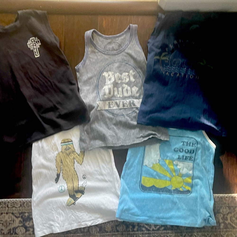 Tiny Whales Lot of Boys Sz 4 Tanks